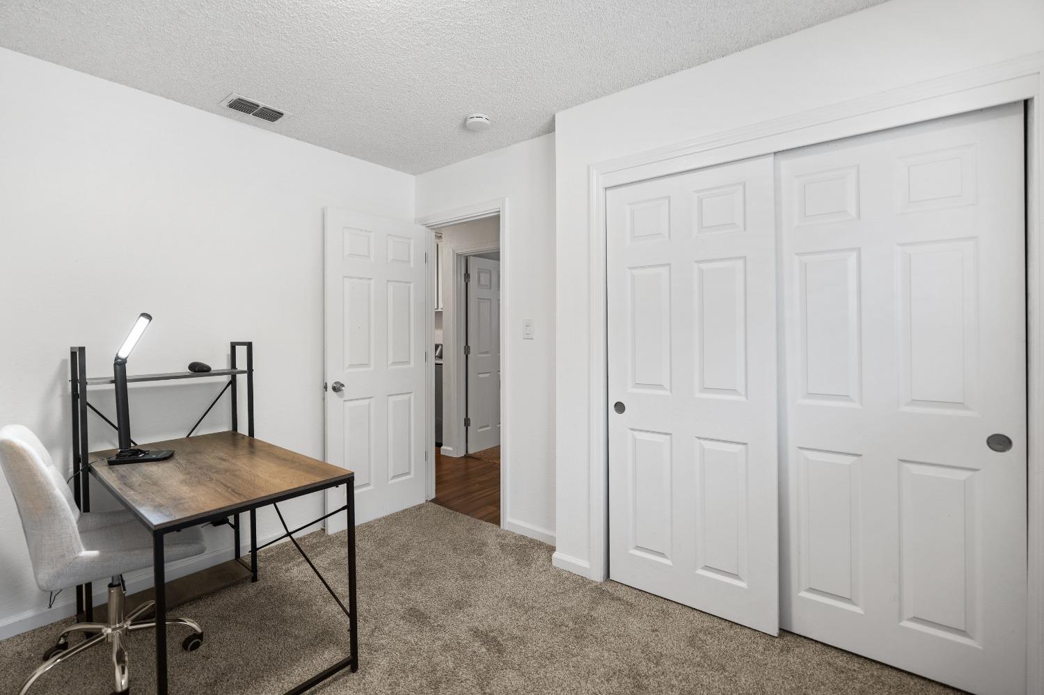 Forestwood Drive, Sacramento, California image 20