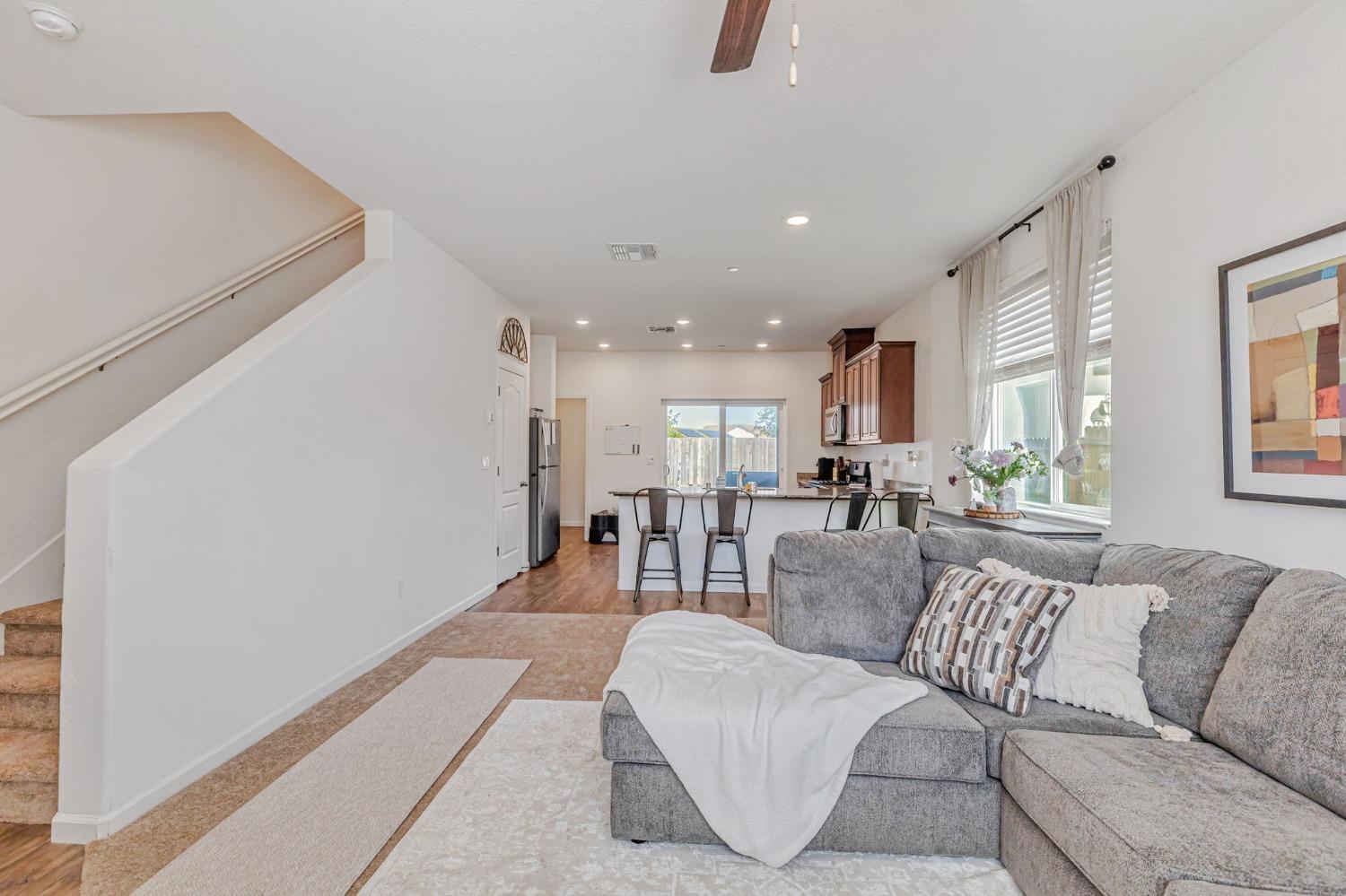 Brighton Court, Marysville, California image 8