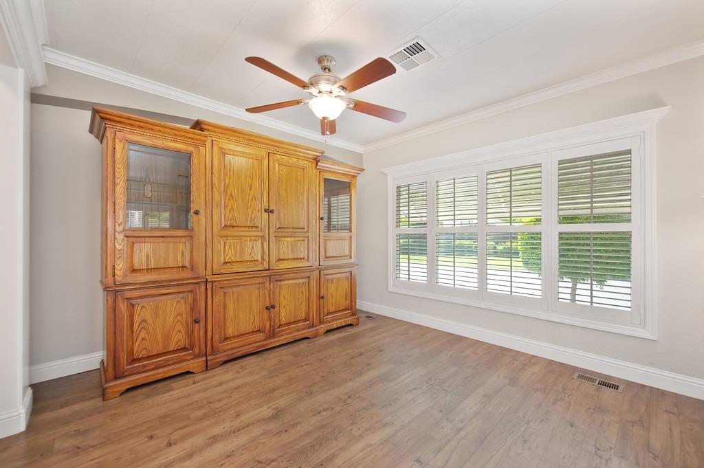 Detail Gallery Image 14 of 44 For 6187 Oak Lakes, Citrus Heights,  CA 95621 - 2 Beds | 2 Baths