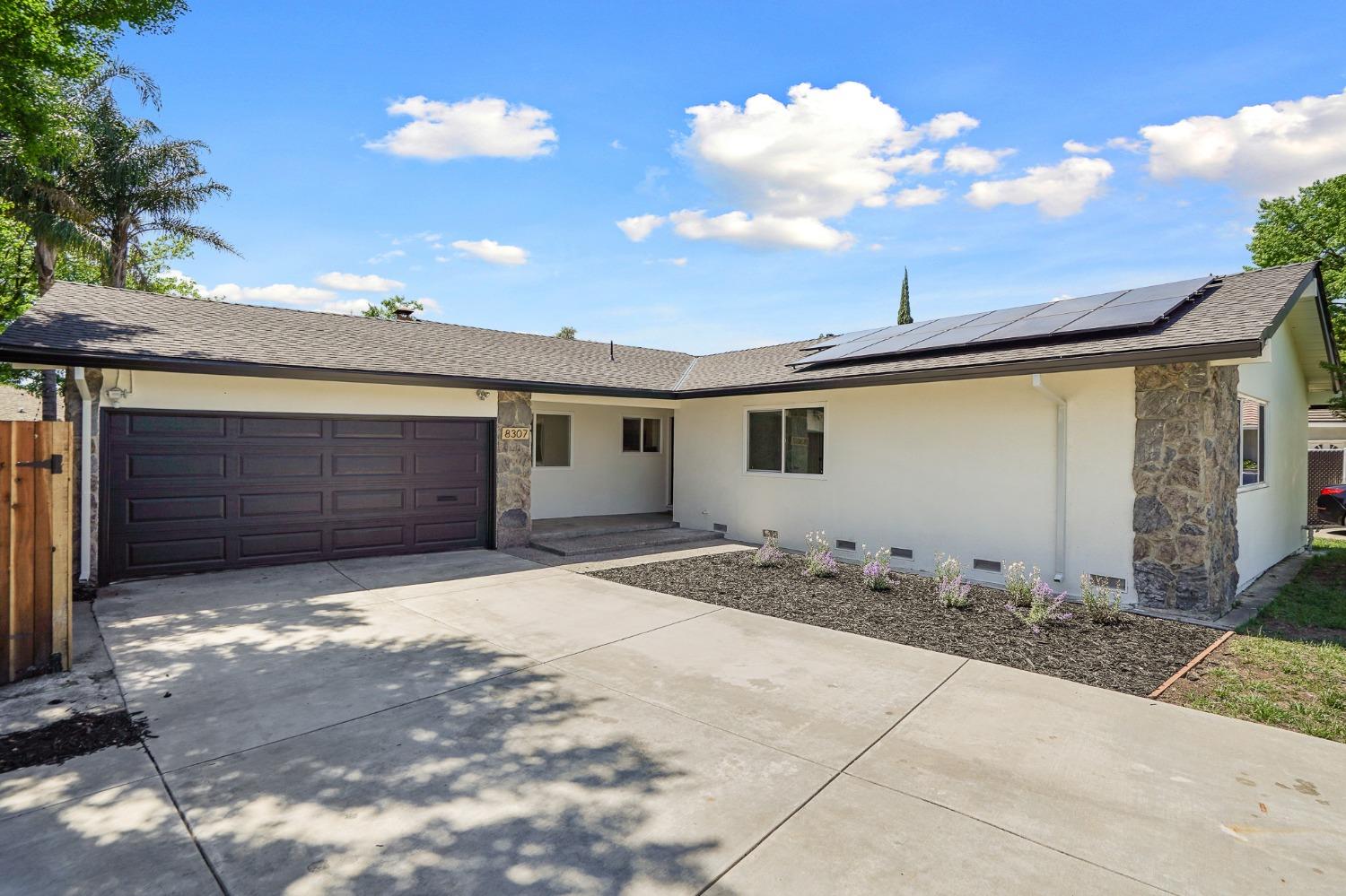 Rothesay Place, Stockton, California image 3