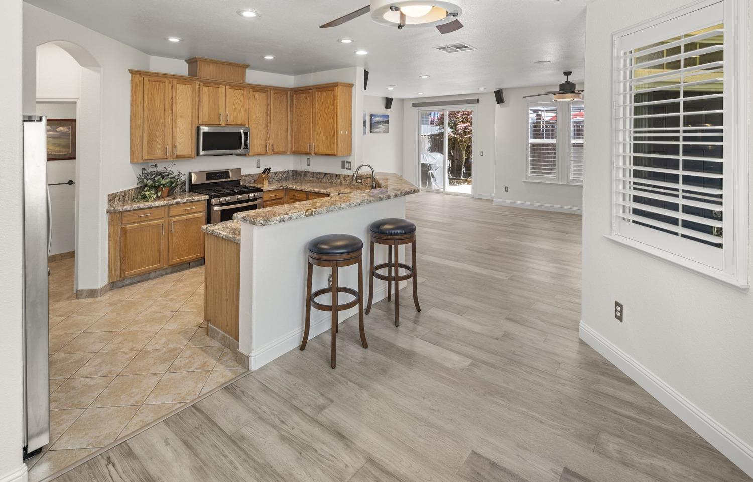 Photo #7: 225052322 Listing: Photo #7