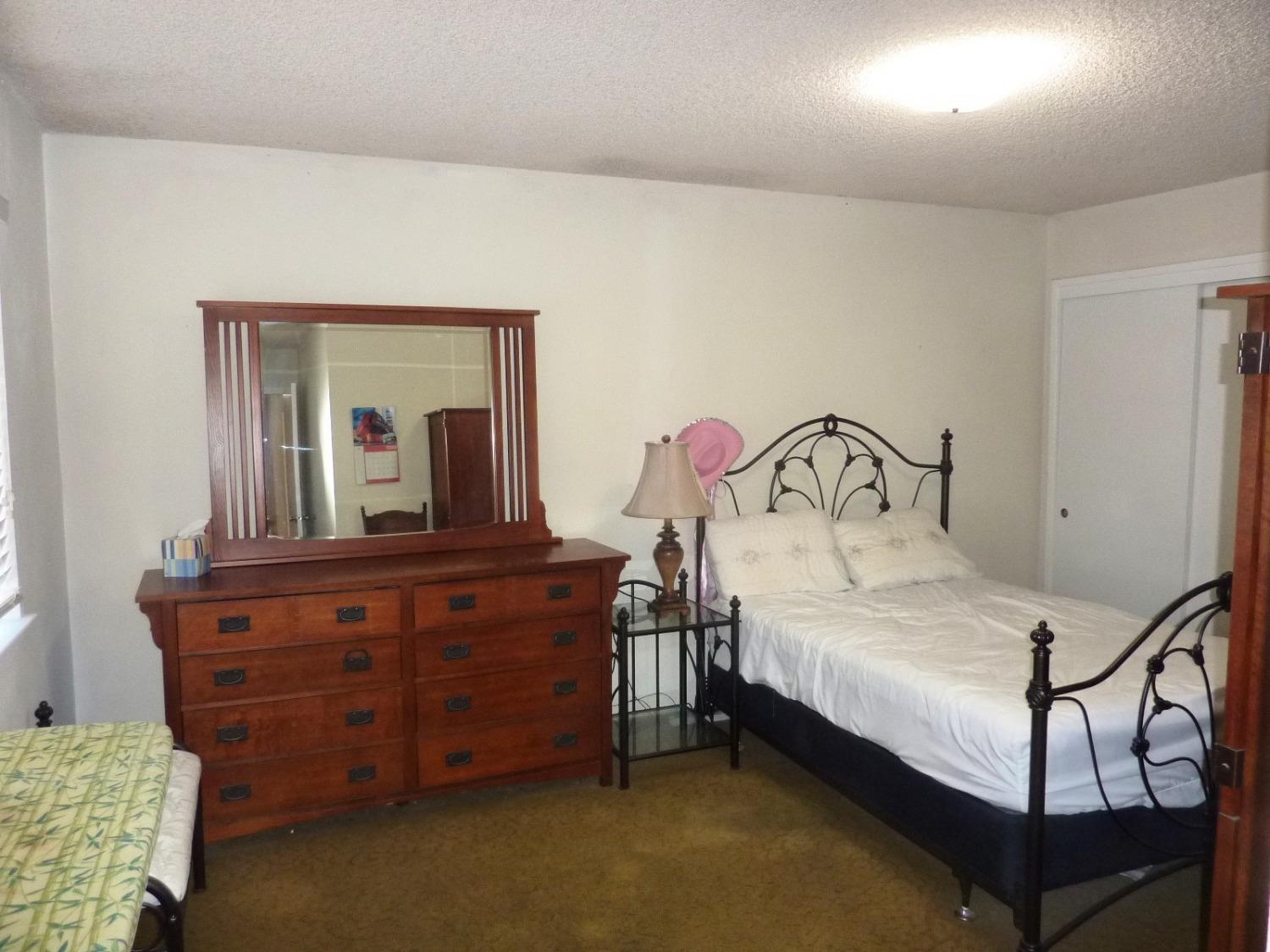E Anita Street, Stockton, California image 9