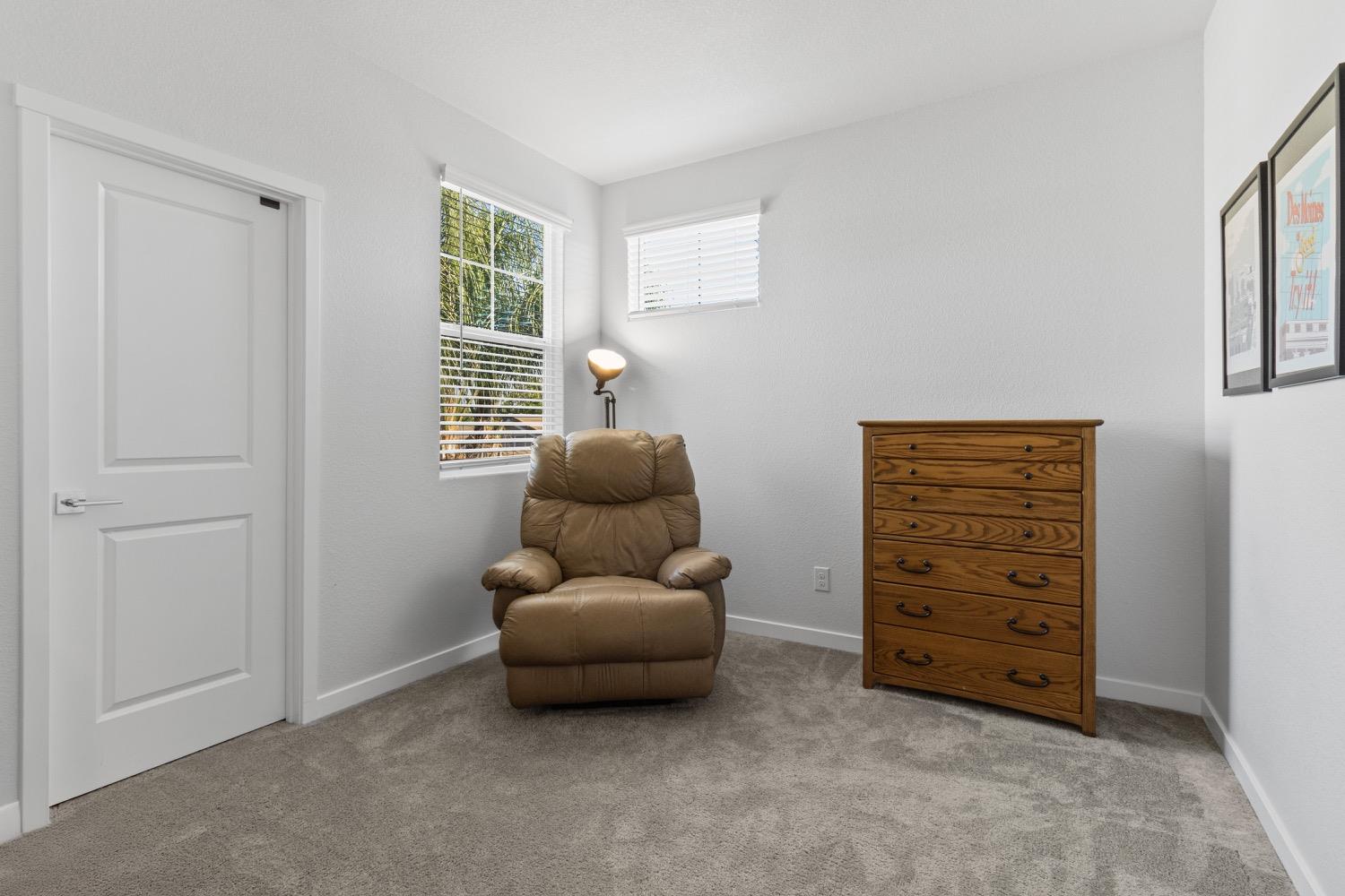 Chickadee Court, West Sacramento, California image 20