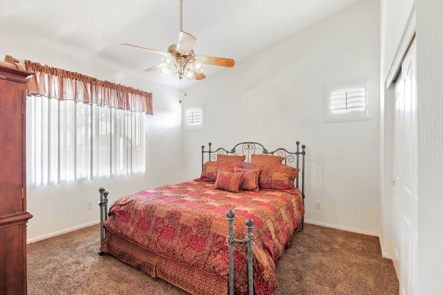 Detail Gallery Image 36 of 62 For 9329 Mainline Dr, Elk Grove,  CA 95624 - 4 Beds | 2 Baths