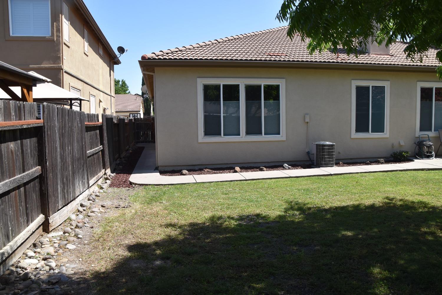 Candlewood Court, Lincoln, California image 34
