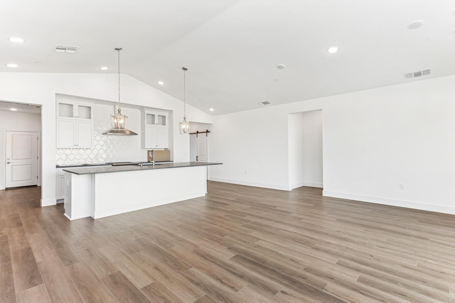 Passerine Court, Rancho Cordova, California image 7
