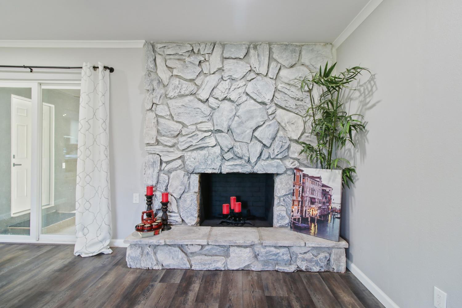 Detail Gallery Image 11 of 93 For 12730 Leo Ln, Wilton,  CA 95693 - 4 Beds | 4 Baths