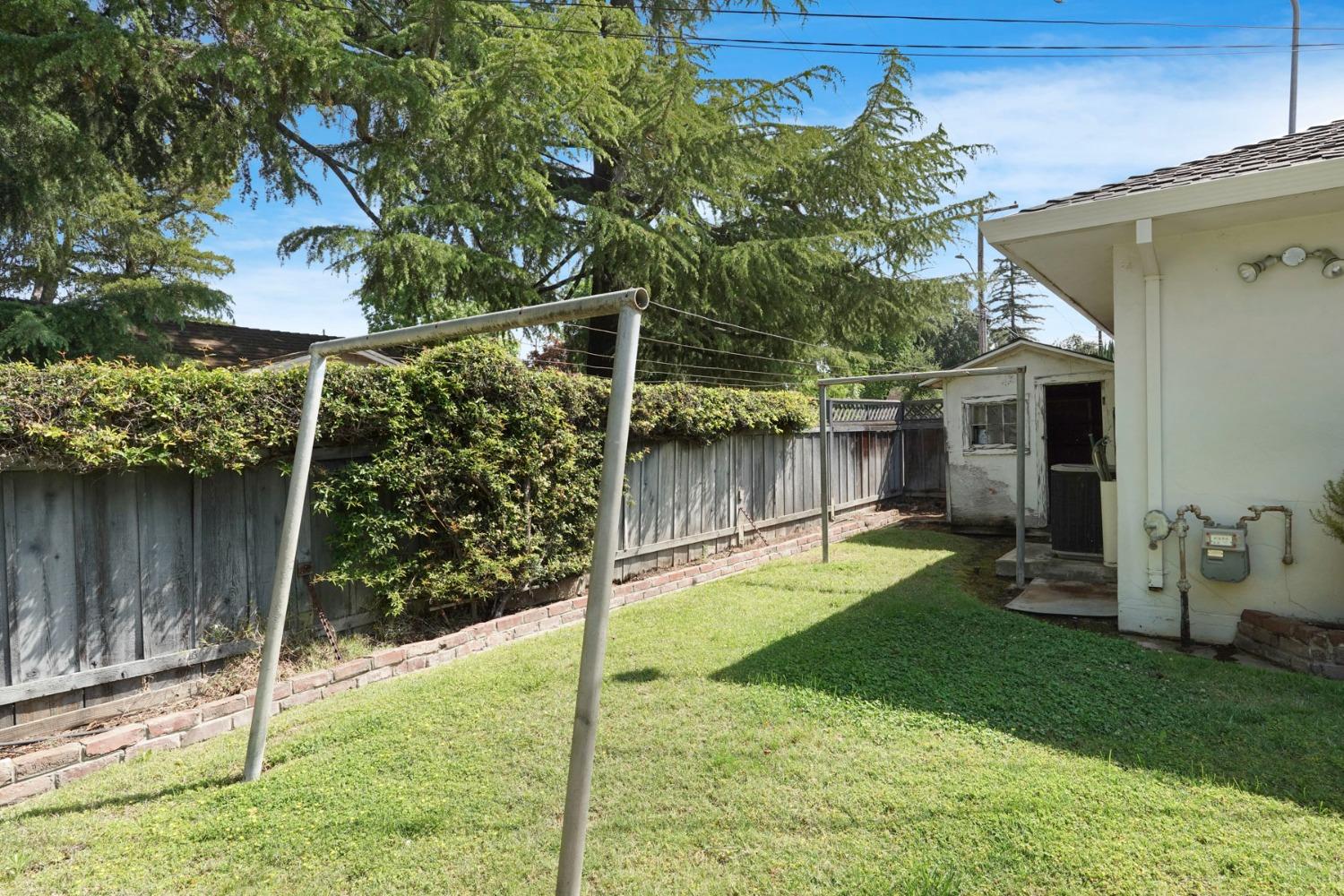 Detail Gallery Image 28 of 40 For 1101 Lakehome Dr, Lodi,  CA 95242 - 3 Beds | 2/1 Baths
