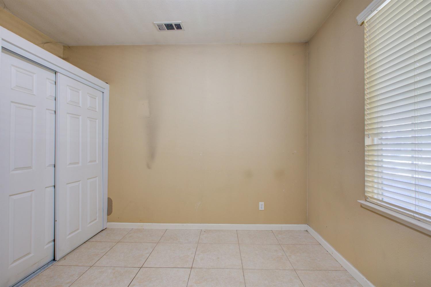 Detail Gallery Image 29 of 61 For 1492 Antioch Ct, Merced,  CA 95348 - 5 Beds | 2/1 Baths