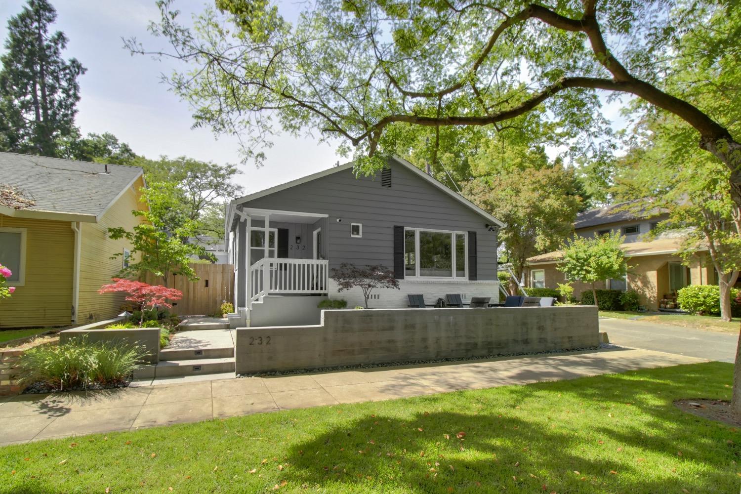 33rd Street, Sacramento, California image 49