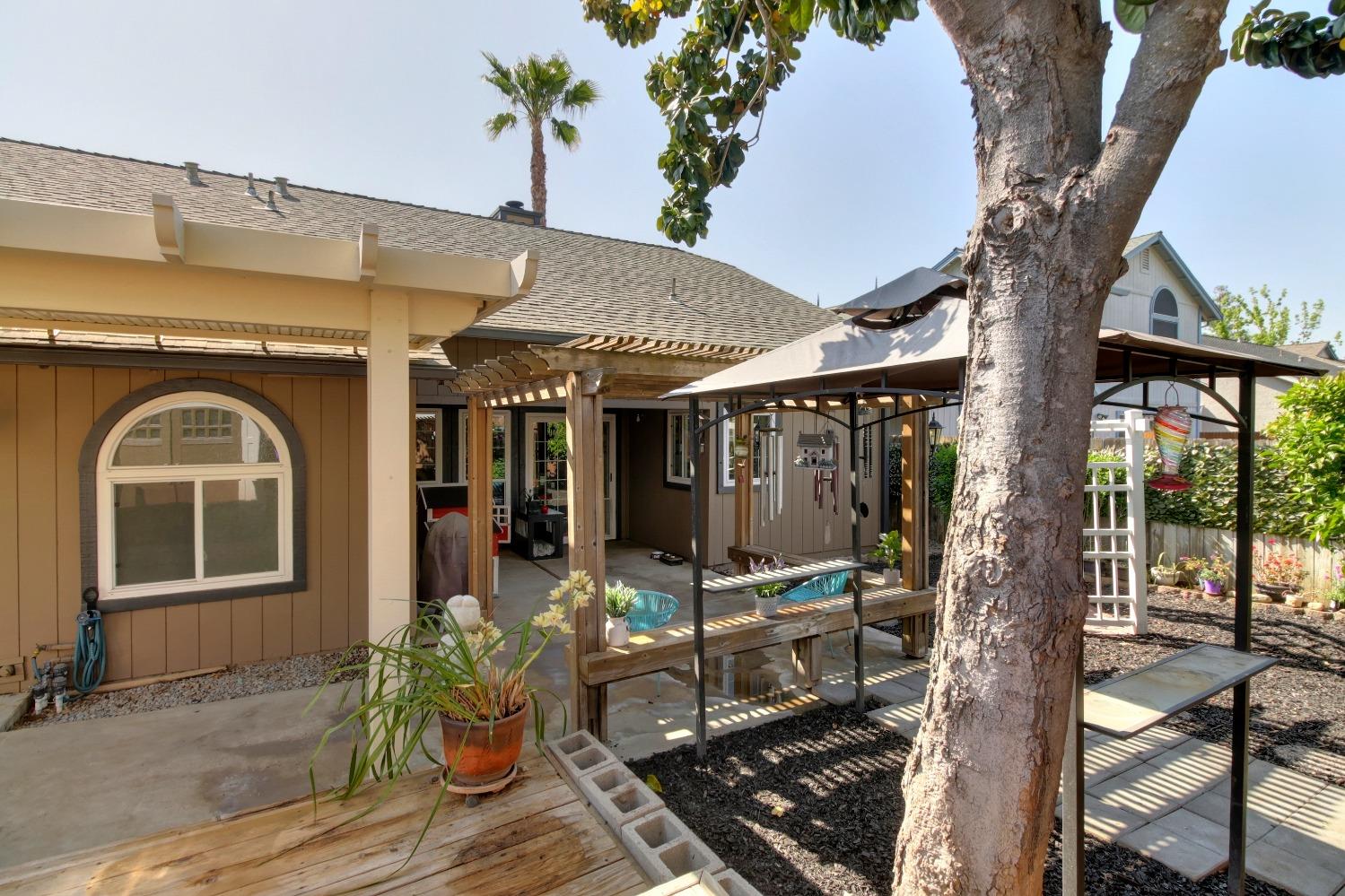 Glen Cove Way, Sacramento, California image 39