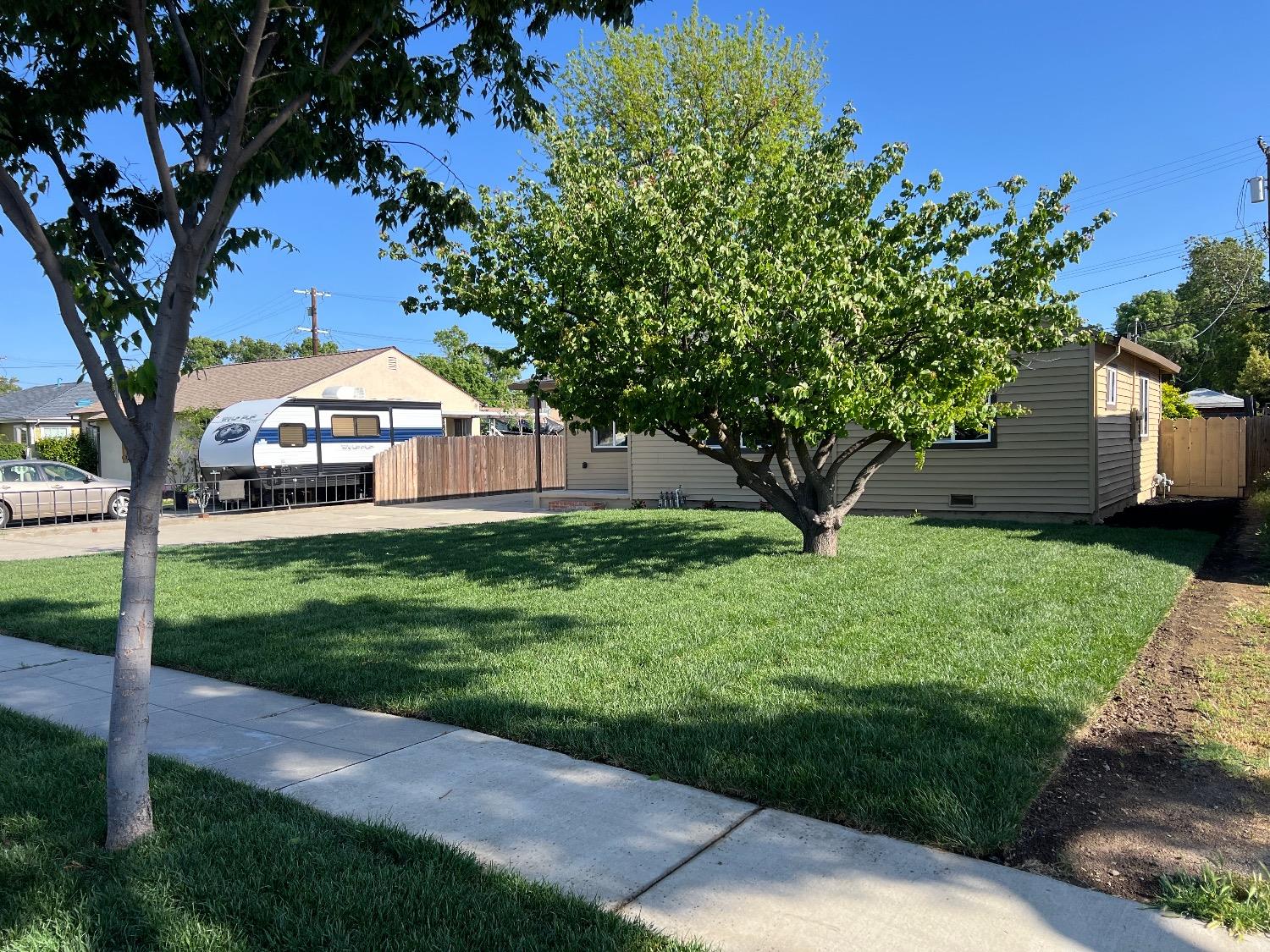 E Beverly Place, Tracy, California image 6