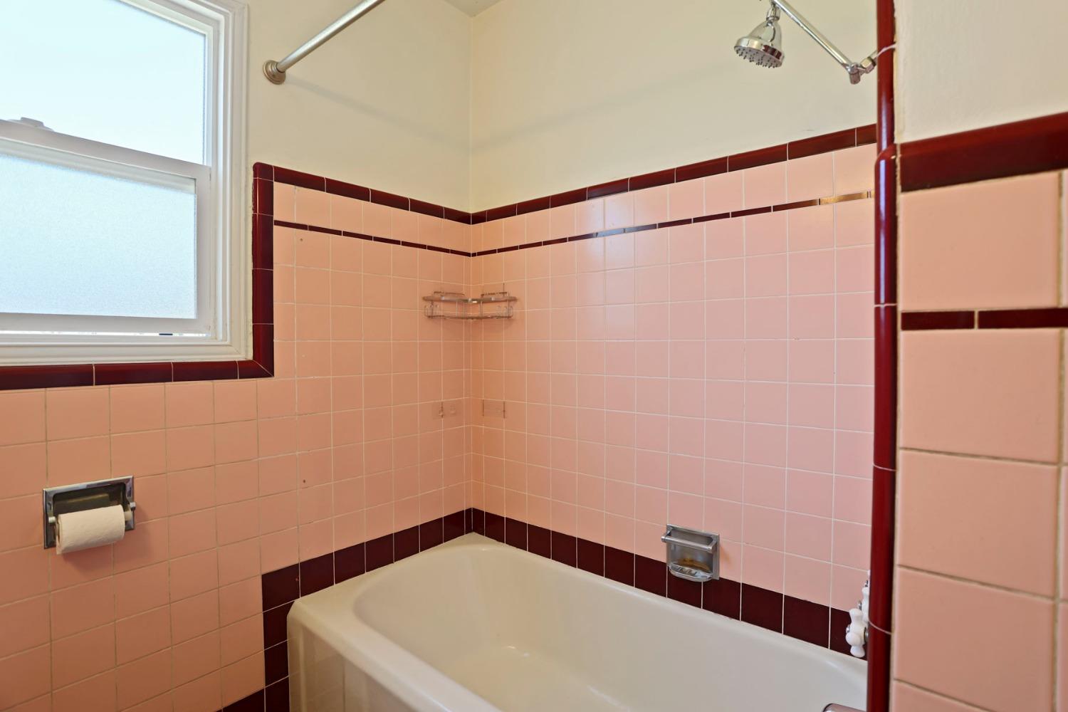 Detail Gallery Image 29 of 35 For 17 W Mendocino Ave, Stockton,  CA 95204 - 2 Beds | 1 Baths