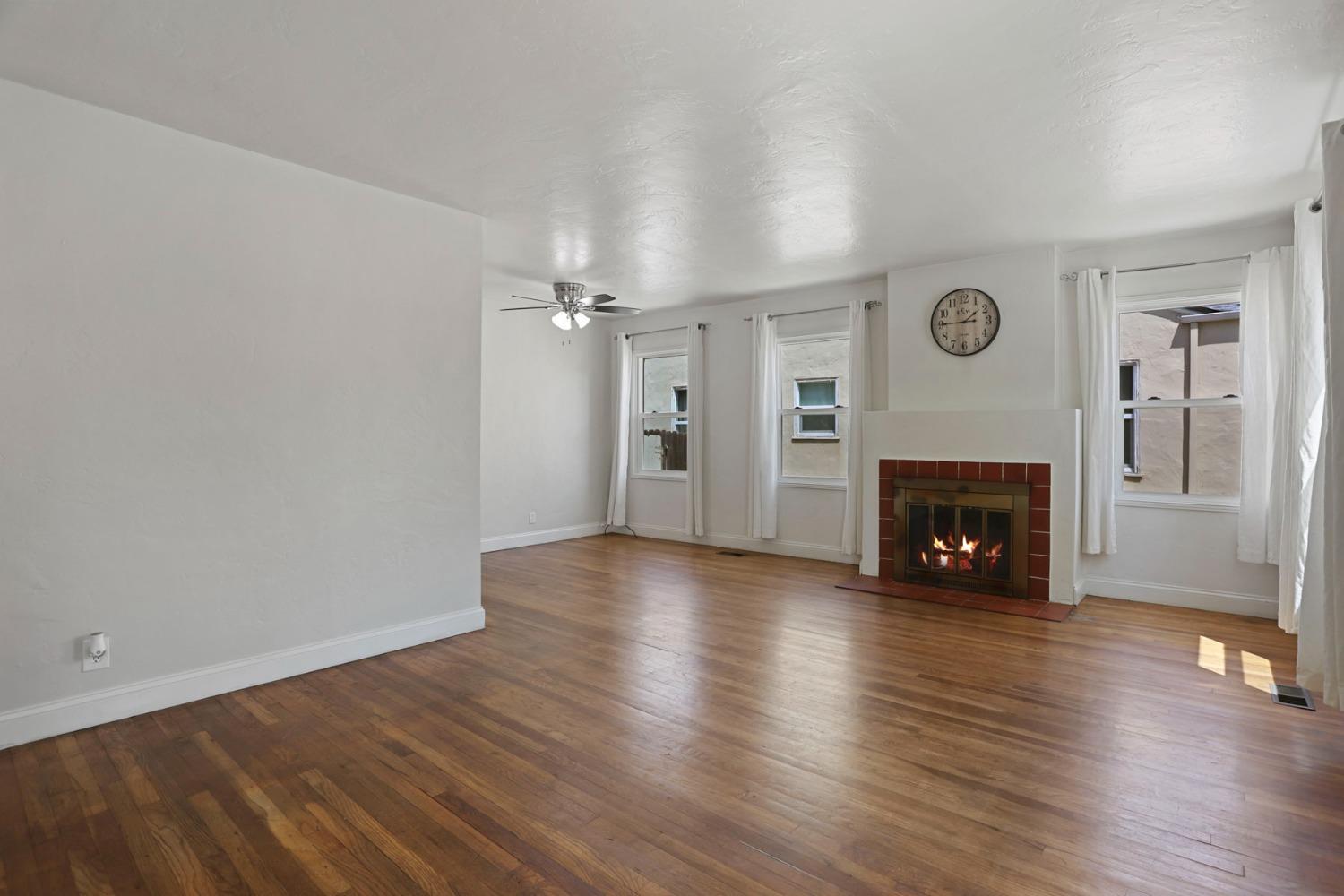 Detail Gallery Image 10 of 35 For 17 W Mendocino Ave, Stockton,  CA 95204 - 2 Beds | 1 Baths