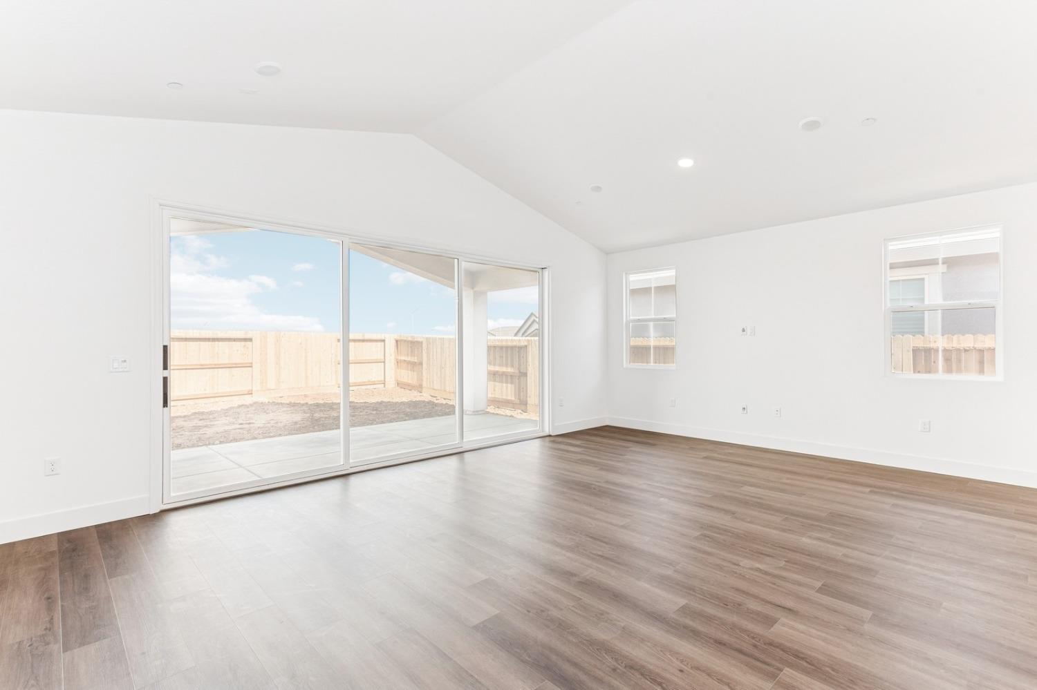 Passerine Court, Rancho Cordova, California image 8