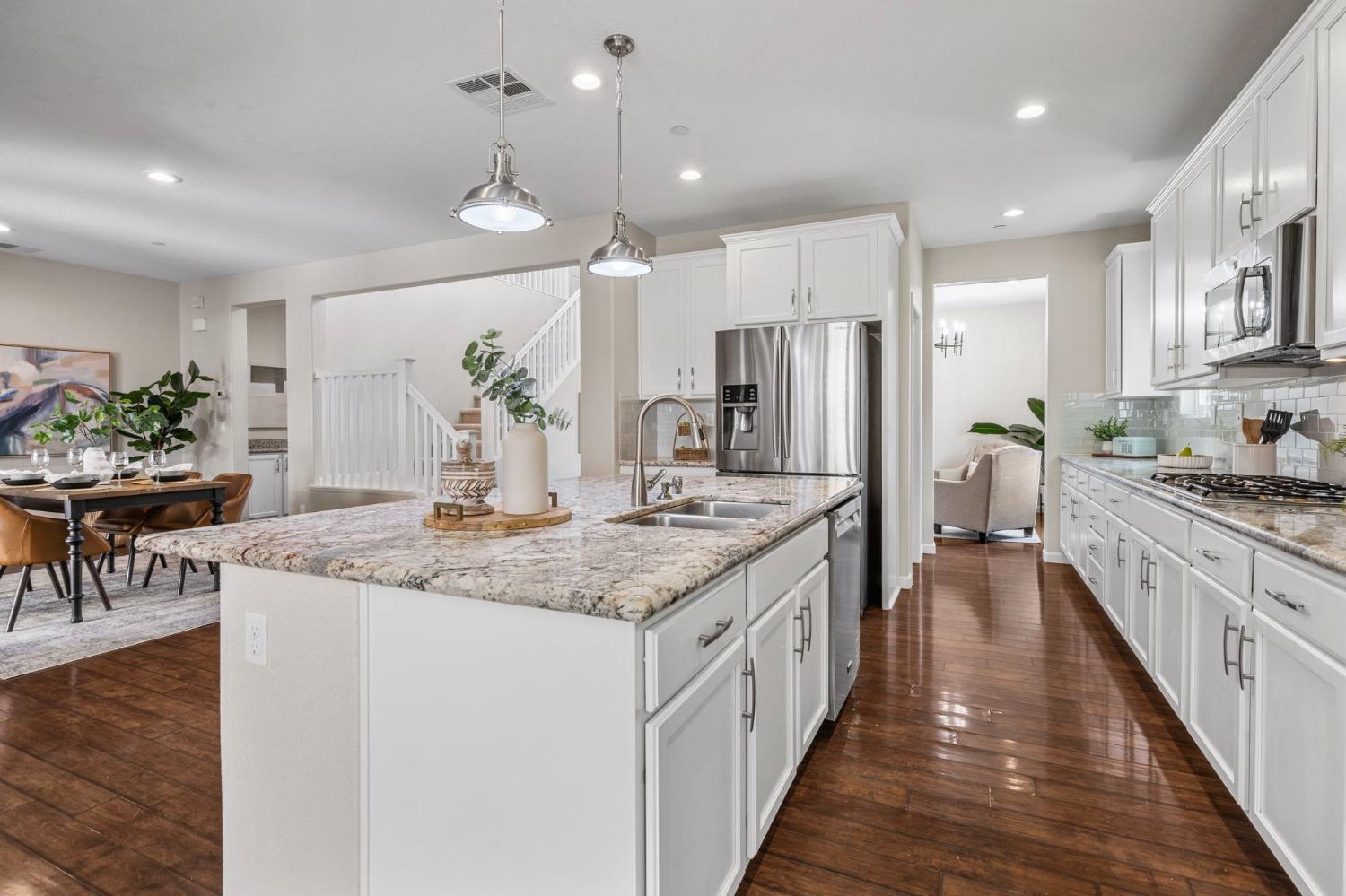 Detail Gallery Image 22 of 70 For 1071 S Jacobs Dr, Mountain House,  CA 95391 - 6 Beds | 3/1 Baths