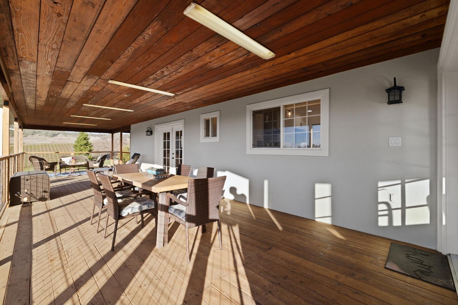 Detail Gallery Image 26 of 99 For 6441 Sky Hawk Rd, Pilot Hill,  CA 95664 - 7 Beds | 5/1 Baths
