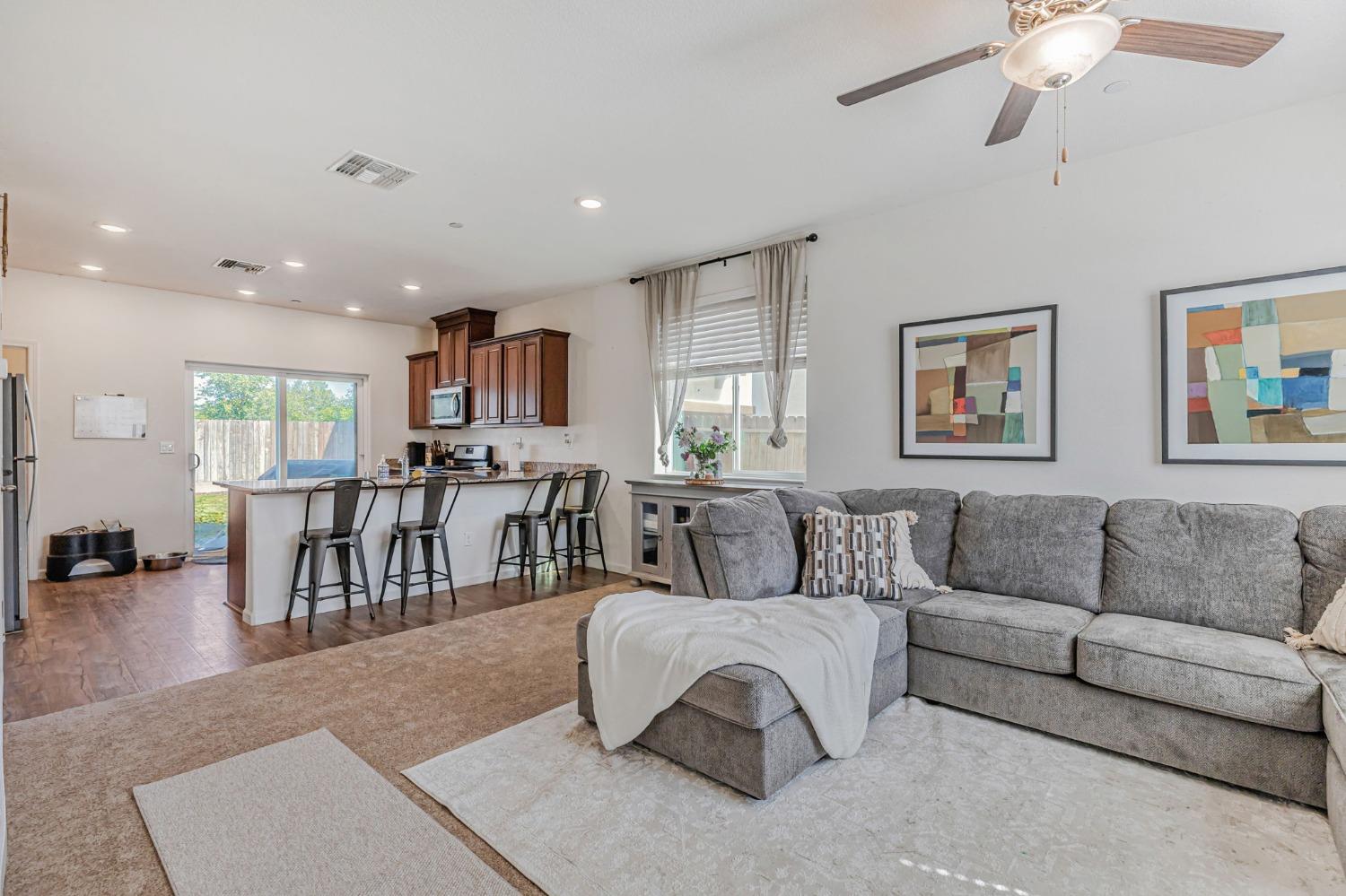 Brighton Court, Marysville, California image 5