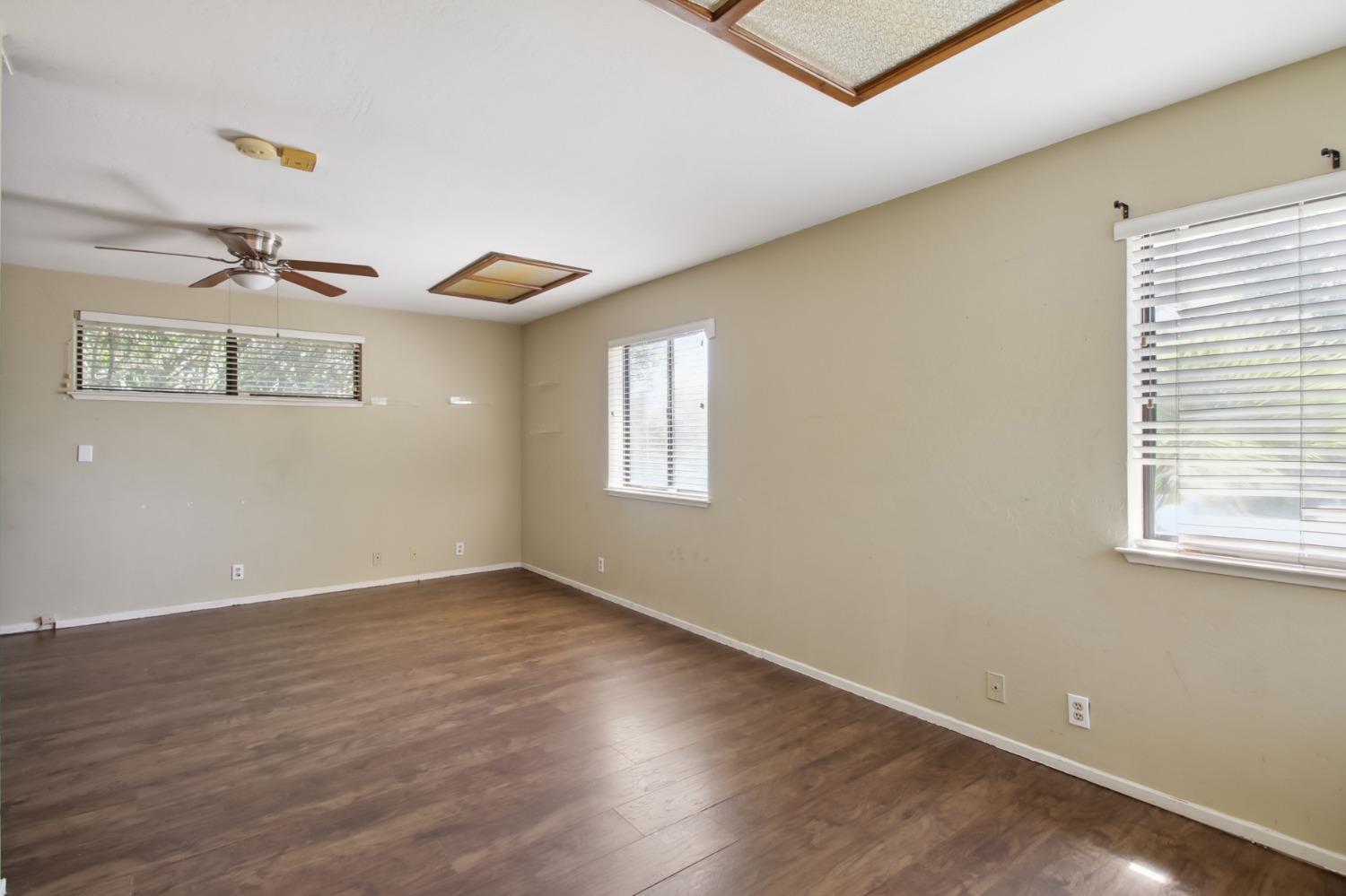 Calistoga Way, Sacramento, California image 31