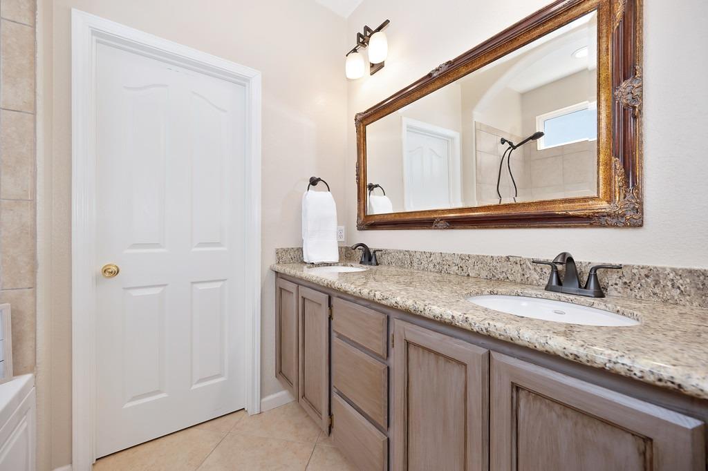 Detail Gallery Image 18 of 57 For 9577 Arcada Ct, Elk Grove,  CA 95624 - 3 Beds | 2 Baths