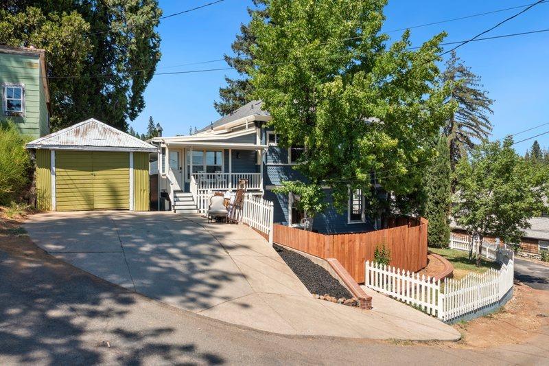 Detail Gallery Image 69 of 75 For 102 Pleasant St, Colfax,  CA 95713 - 4 Beds | 3 Baths