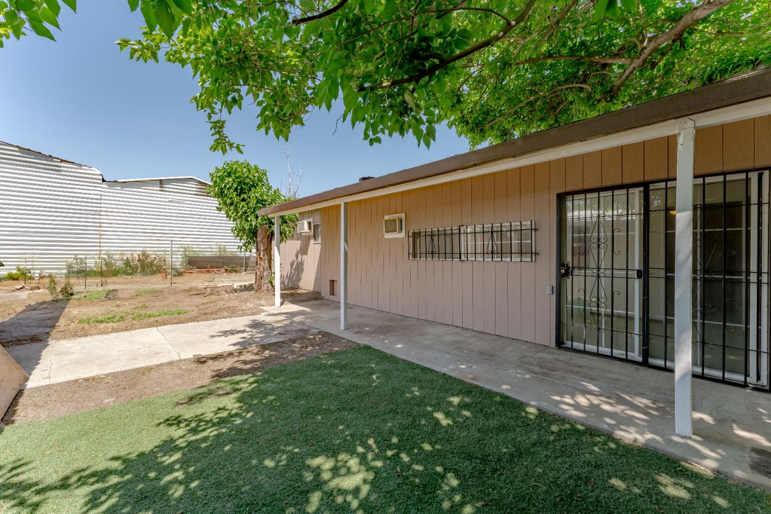 Detail Gallery Image 29 of 52 For 6849 26th St, Rio Linda,  CA 95673 - – Beds | – Baths