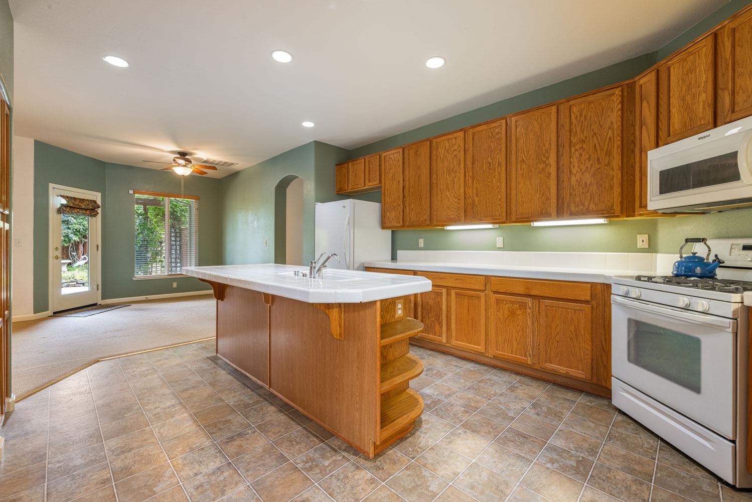 Detail Gallery Image 22 of 55 For 1700 Imshu Ct, Hughson,  CA 95326 - 3 Beds | 2 Baths