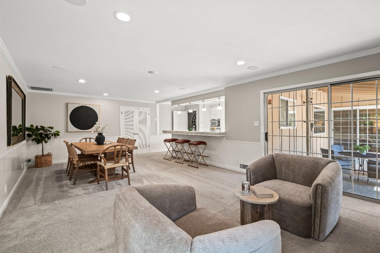 Jerrilyn Court, Carmichael, California image 11