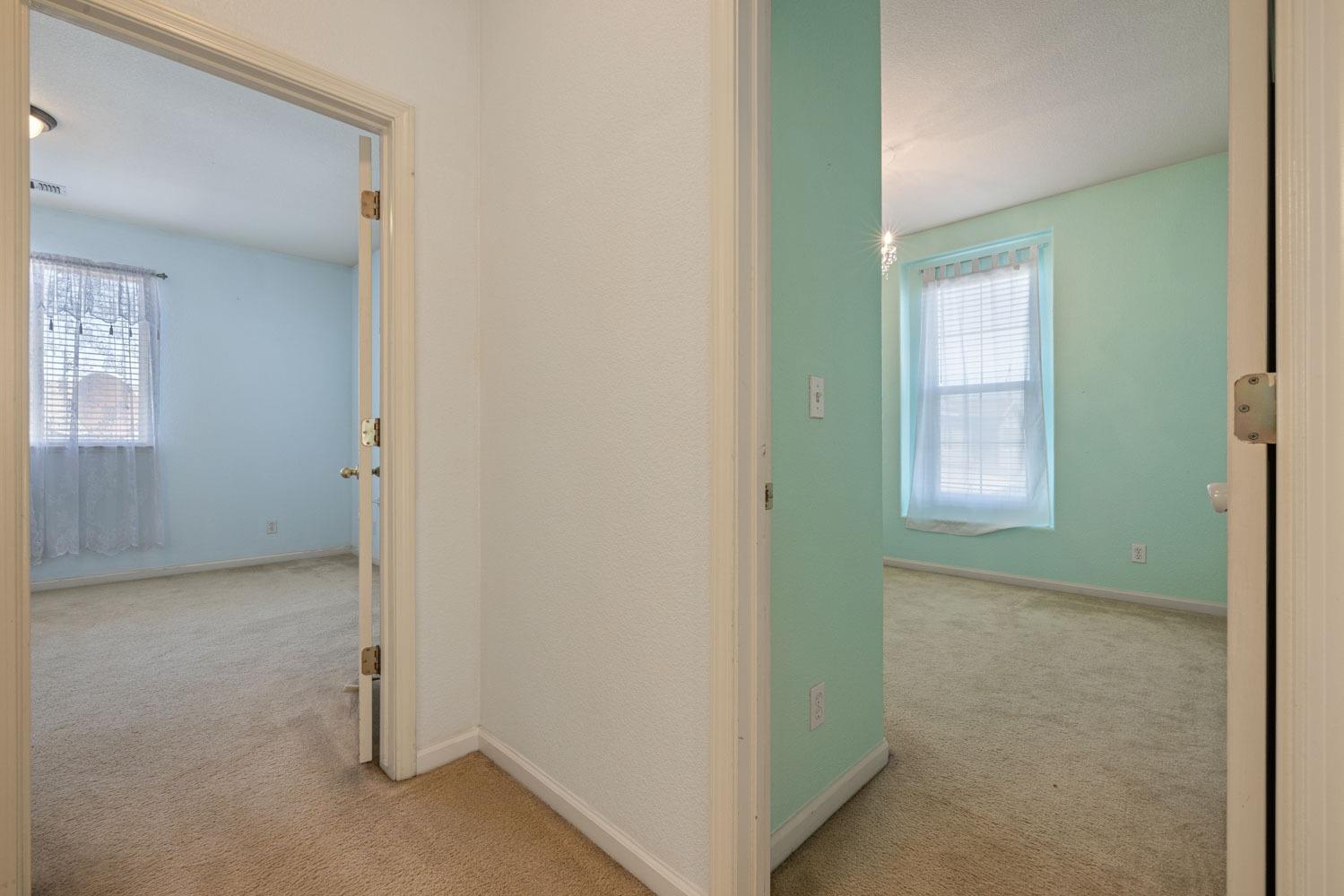 Alton Court, Riverbank, California image 44