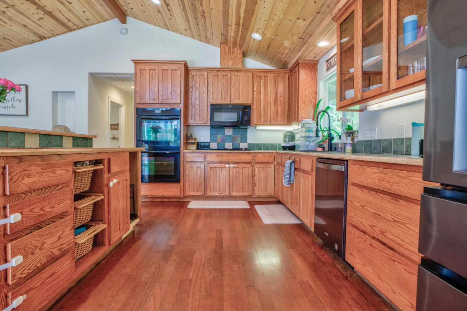 Birchwood Drive, Foresthill, California image 9