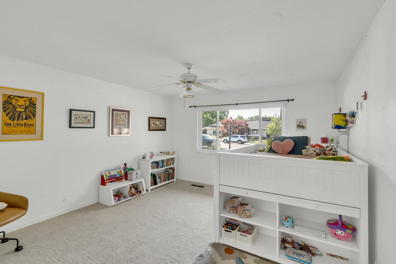 Detail Gallery Image 30 of 64 For 4644 American River Dr, Sacramento,  CA 95864 - 5 Beds | 3 Baths