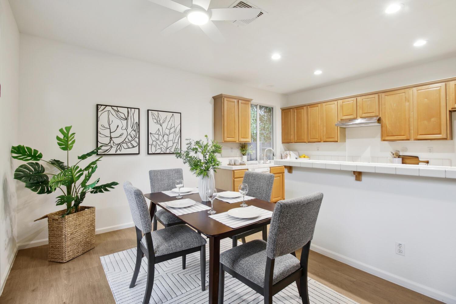 Detail Gallery Image 13 of 52 For 3837 Alegre Way, Davis,  CA 95618 - 3 Beds | 2 Baths
