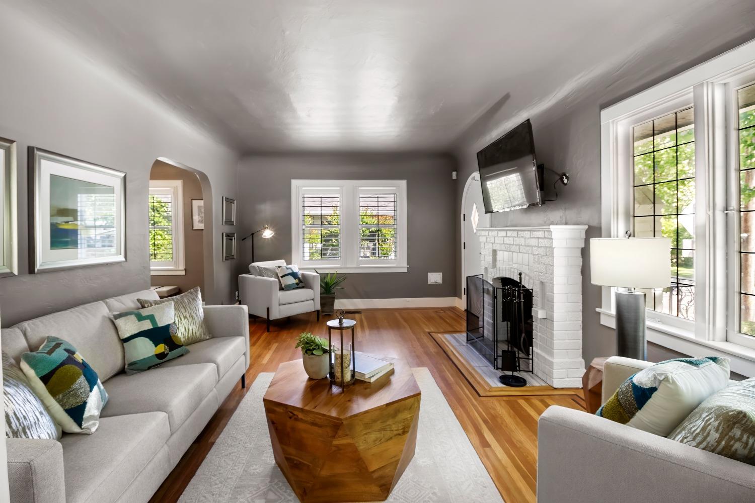 property-img