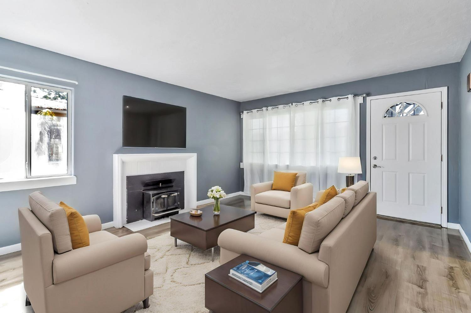 Detail Gallery Image 4 of 27 For 968 Lester Ave, Hayward,  CA 94541 - 4 Beds | 1 Baths