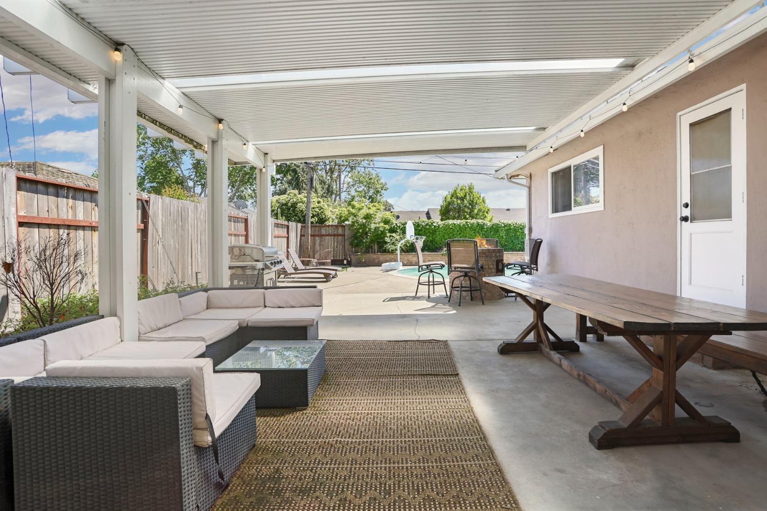 Vista Drive, Lodi, California image 38
