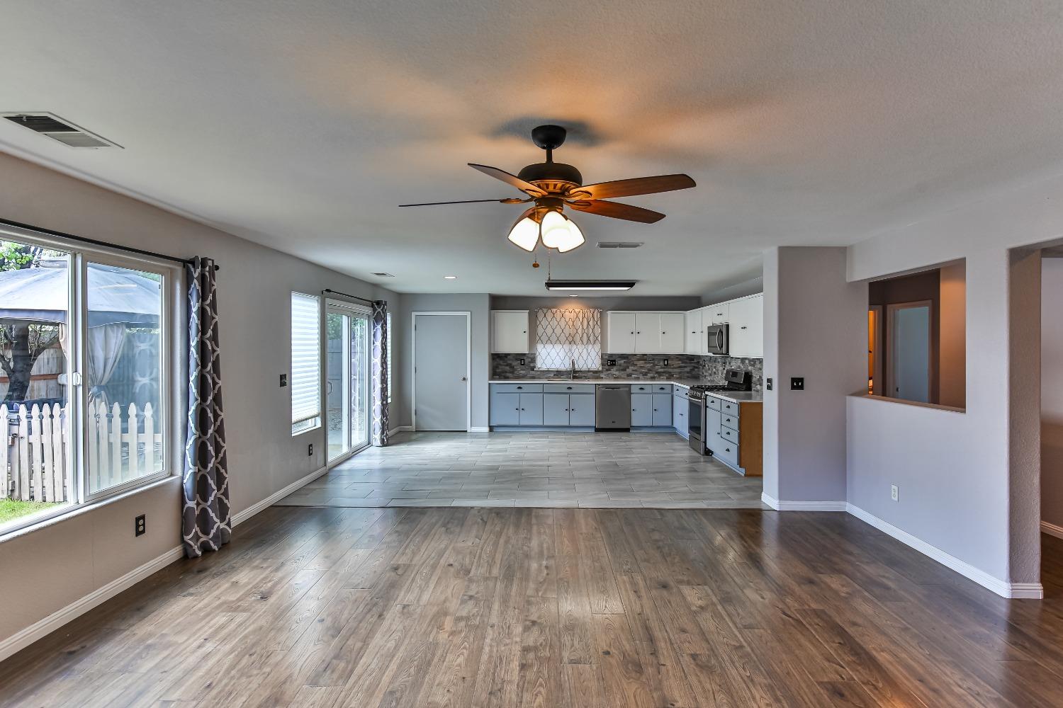 Chateau Drive, Olivehurst, California image 12