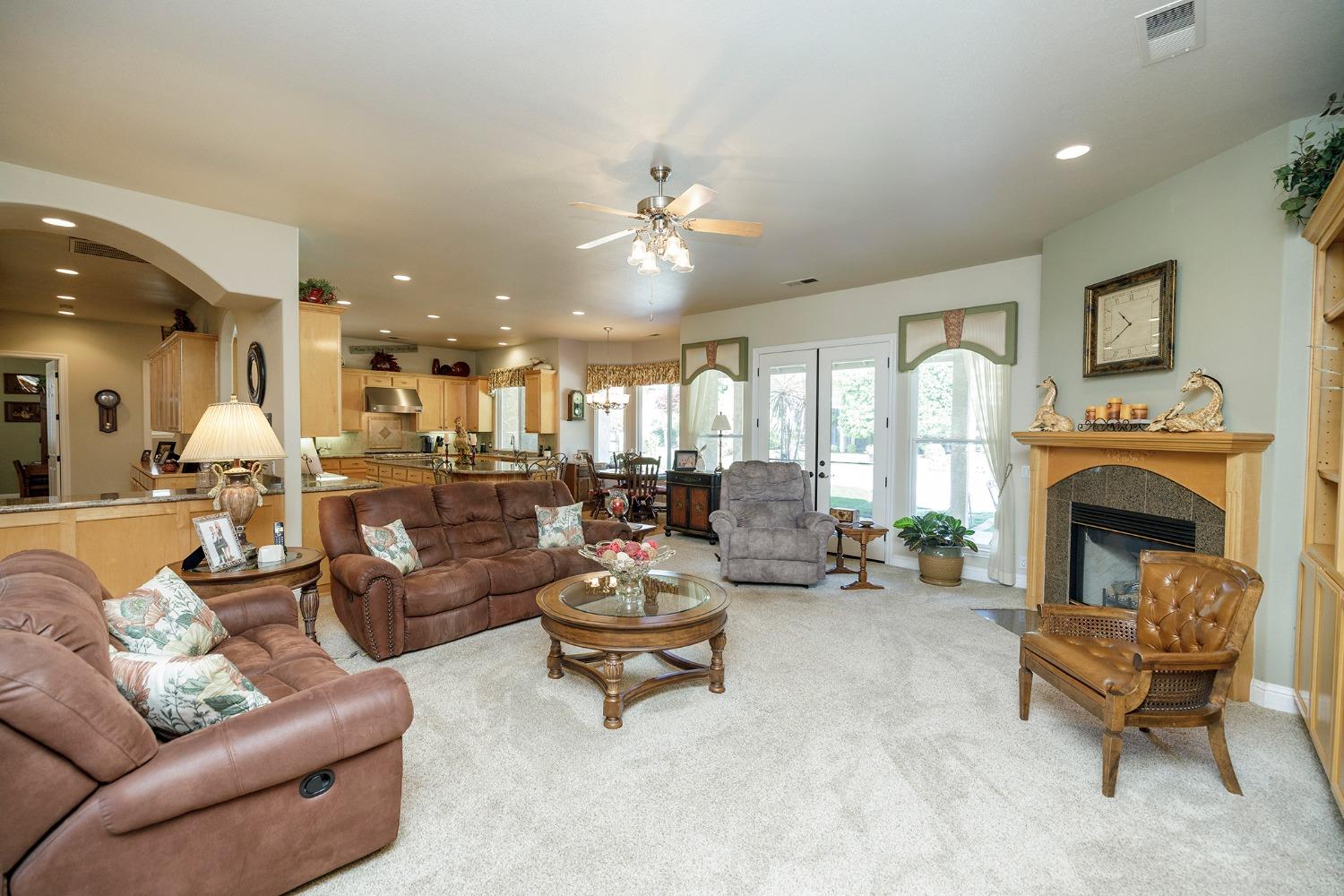 Detail Gallery Image 18 of 77 For 11325 Wild Oak Dr, Oakdale,  CA 95361 - 4 Beds | 2/1 Baths