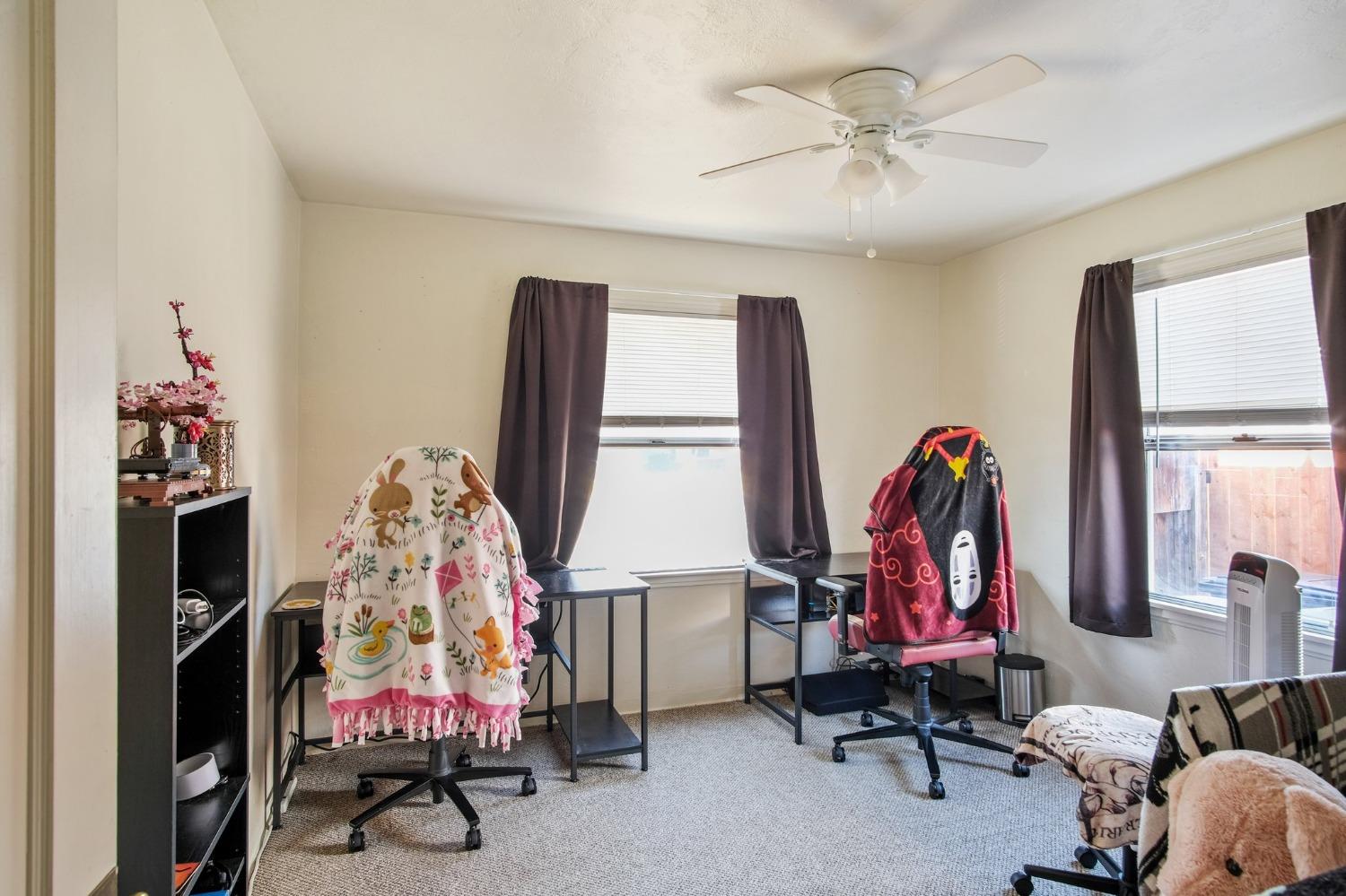 Detail Gallery Image 6 of 9 For 2416 Thomas Ave, Ceres,  CA 95307 - 2 Beds | 1 Baths