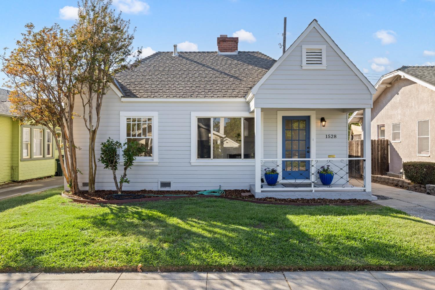 33rd Street, Sacramento, California image 1