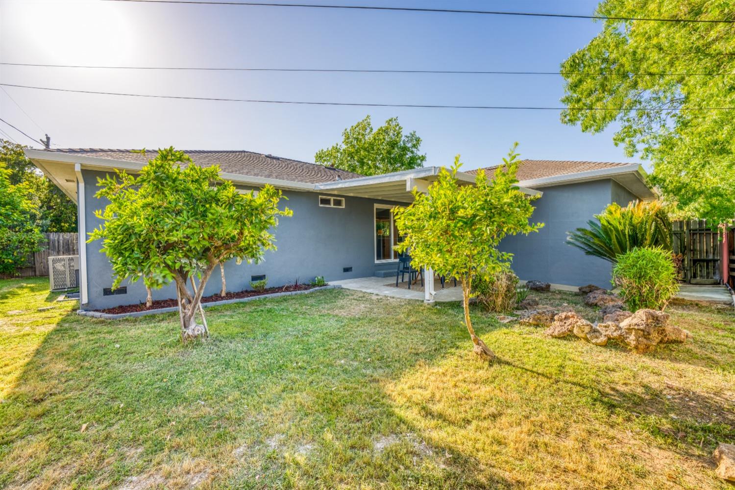 Detail Gallery Image 31 of 32 For 1464 Tradewinds Ave, Sacramento,  CA 95822 - 3 Beds | 2 Baths