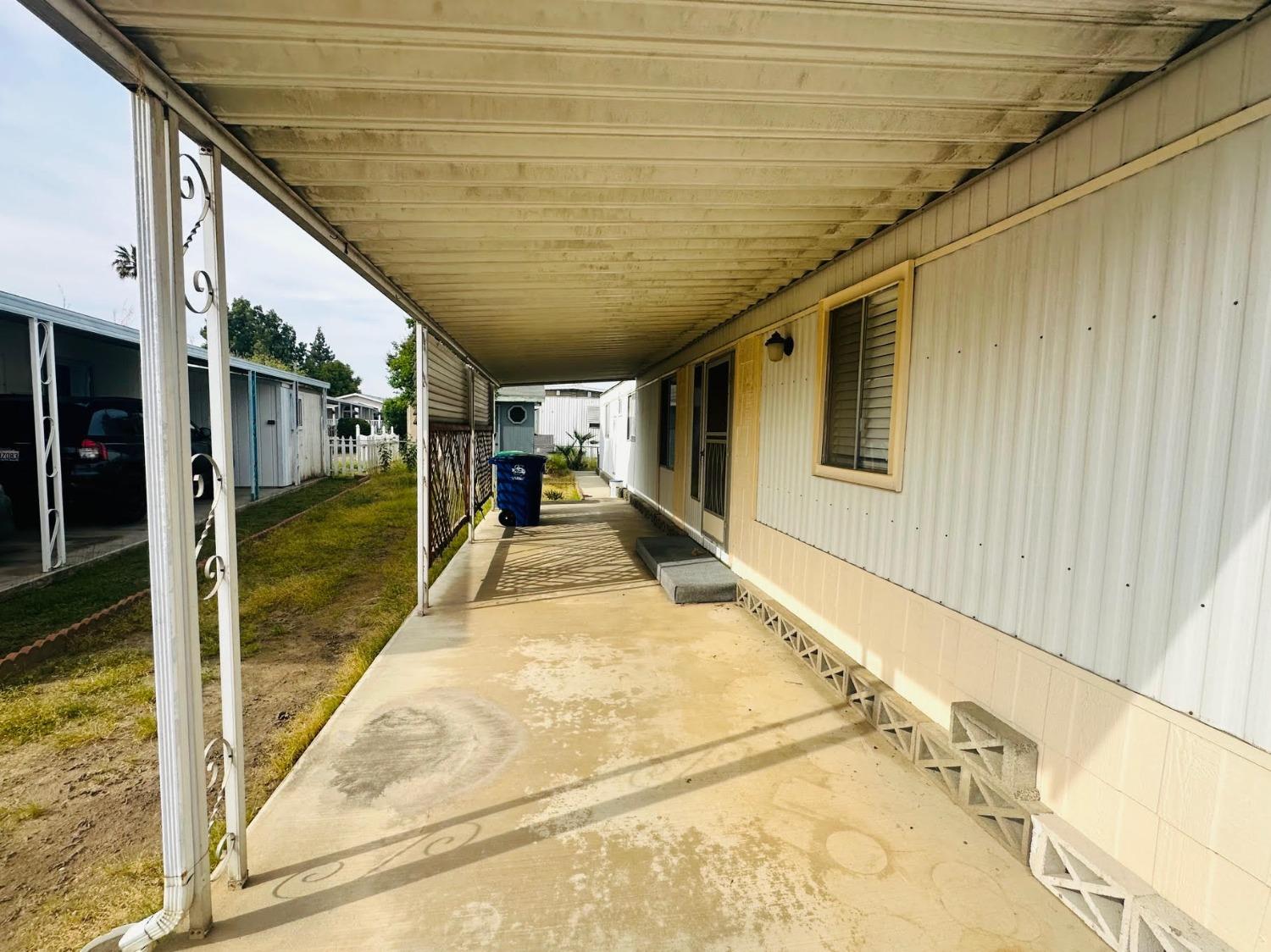Detail Gallery Image 10 of 12 For 1300 W Olson Ave 70, Reedley,  CA 93654 - 2 Beds | 1 Baths