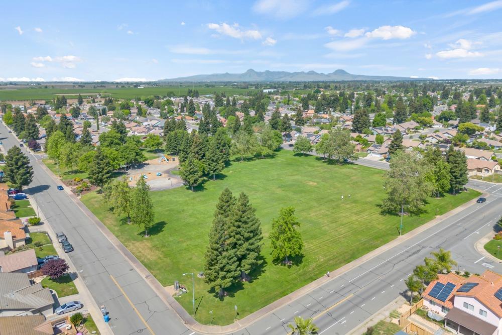 Donald Court, Yuba City, California image 42