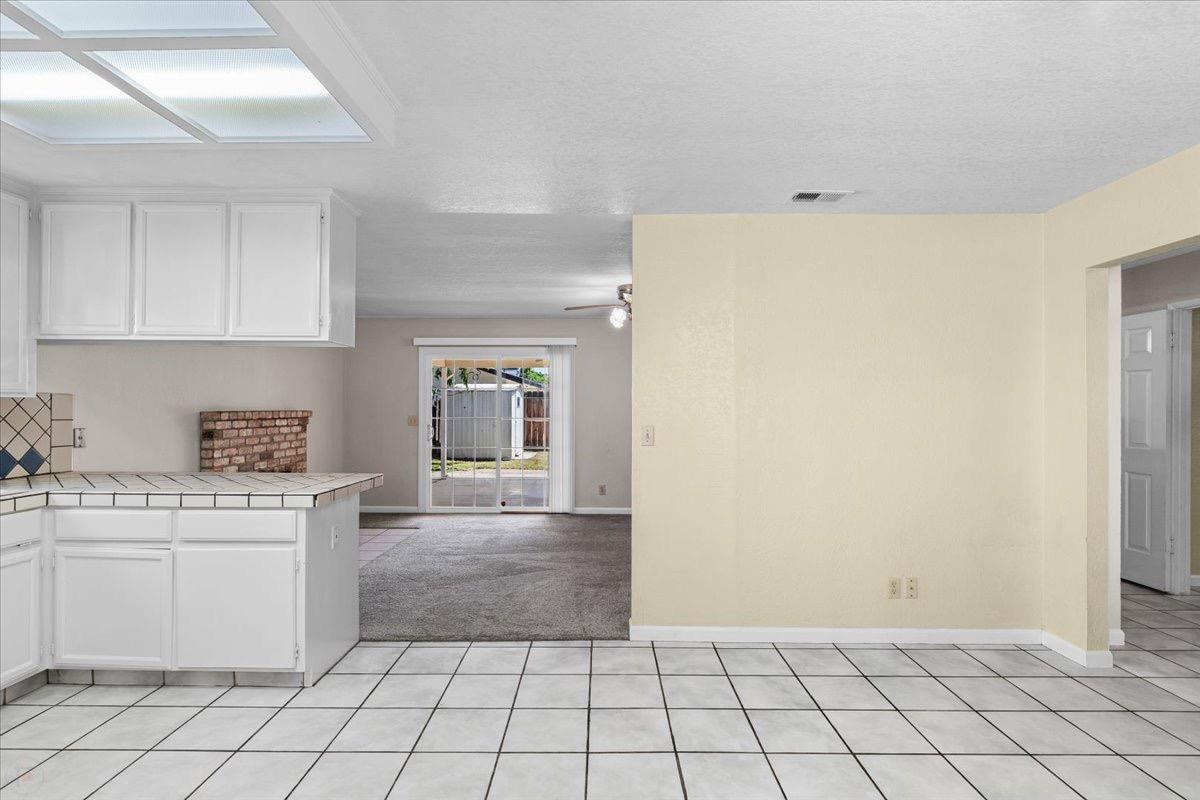 Detail Gallery Image 17 of 47 For 832 Chalone Dr, Modesto,  CA 95358 - 3 Beds | 2 Baths