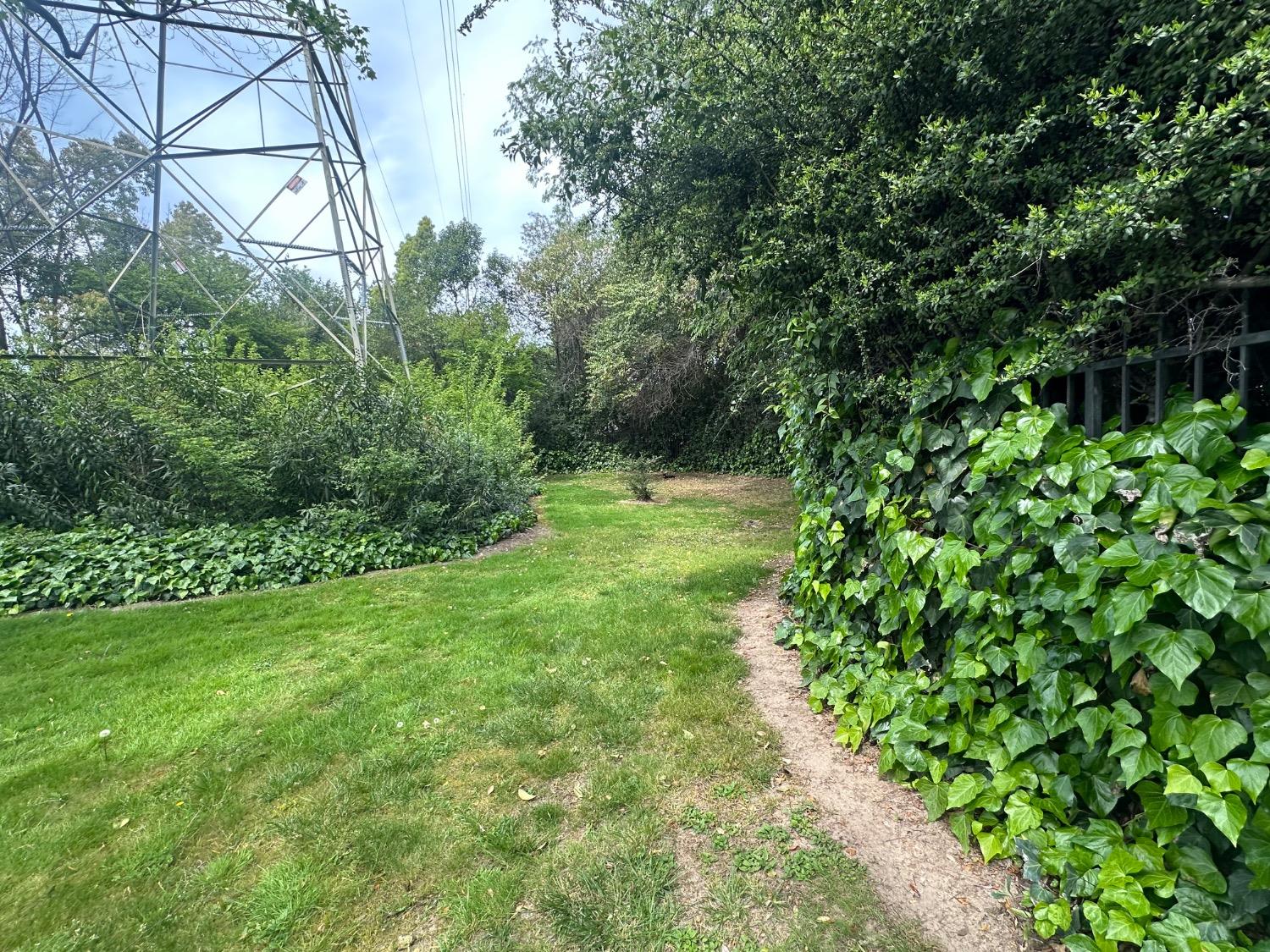 Hurley Way #12, Sacramento, California image 16