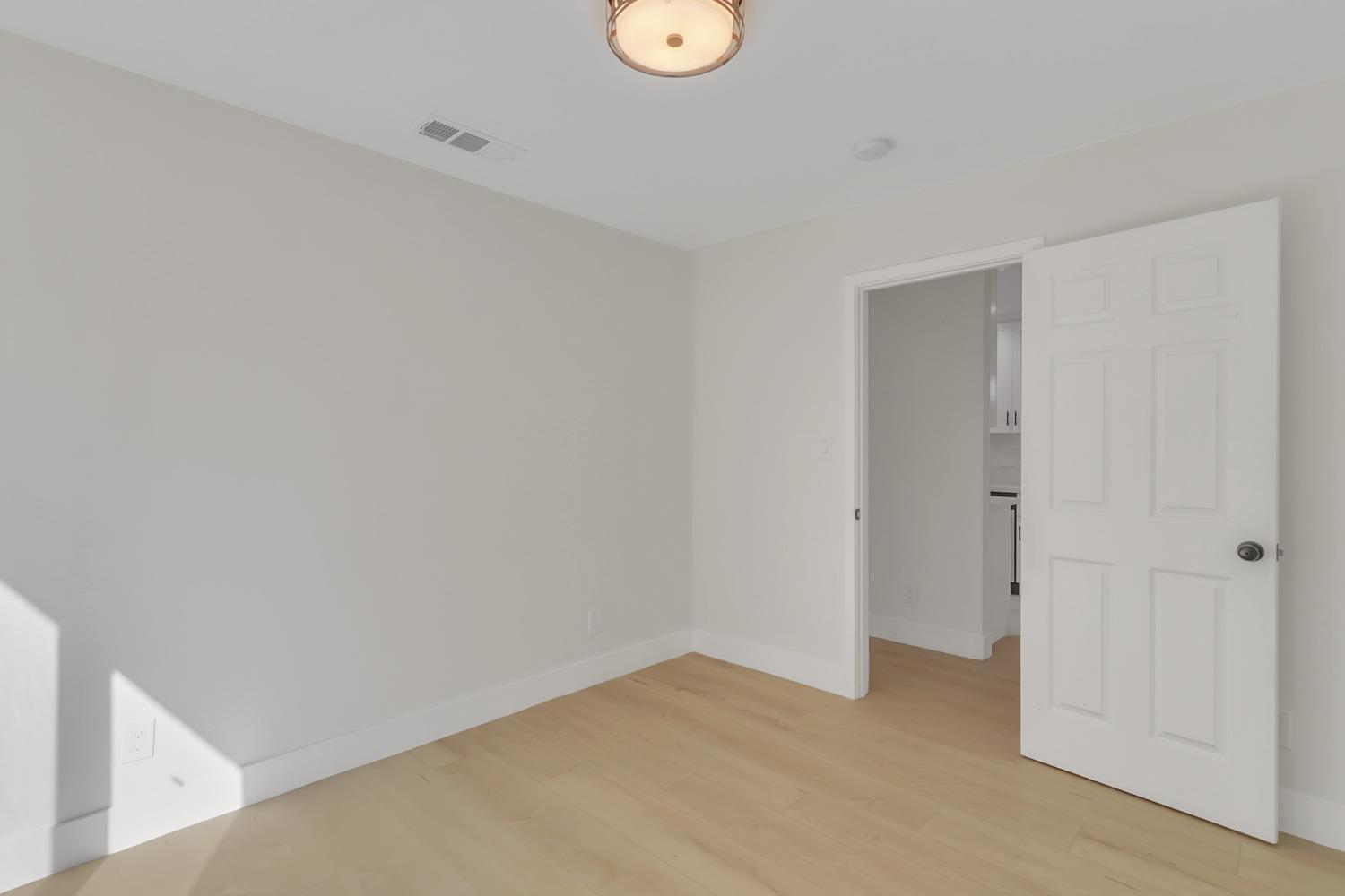 Pin Oak Court, Fair Oaks, California image 32