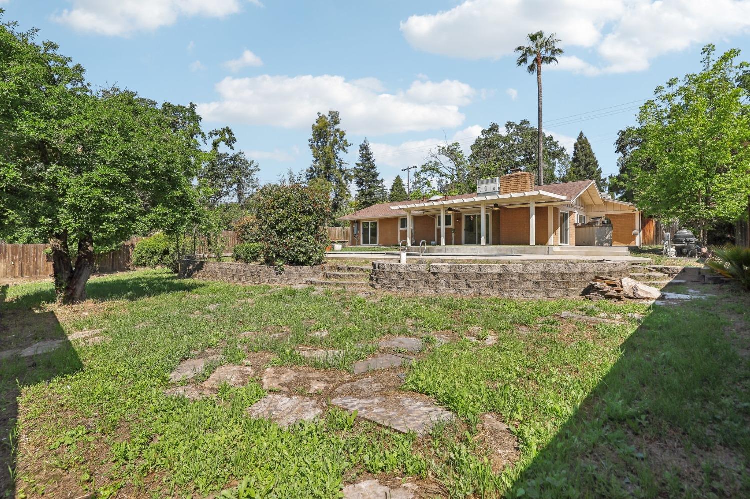 Sutter Avenue, Carmichael, California image 25