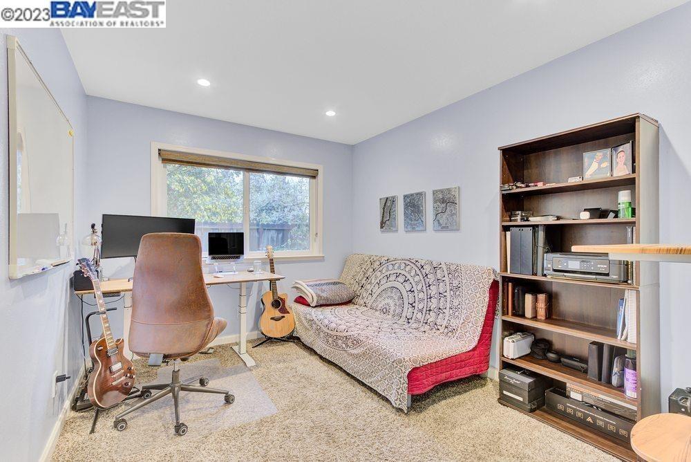 Detail Gallery Image 11 of 26 For 748 Windward Dr, Rodeo,  CA 94572 - 3 Beds | 2 Baths