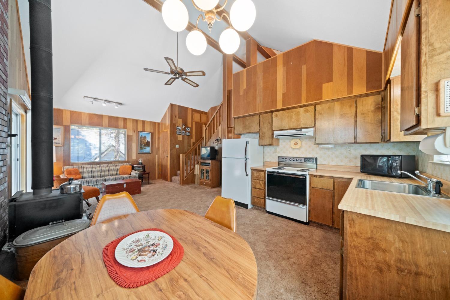 3rd Avenue, Tahoma, California image 22