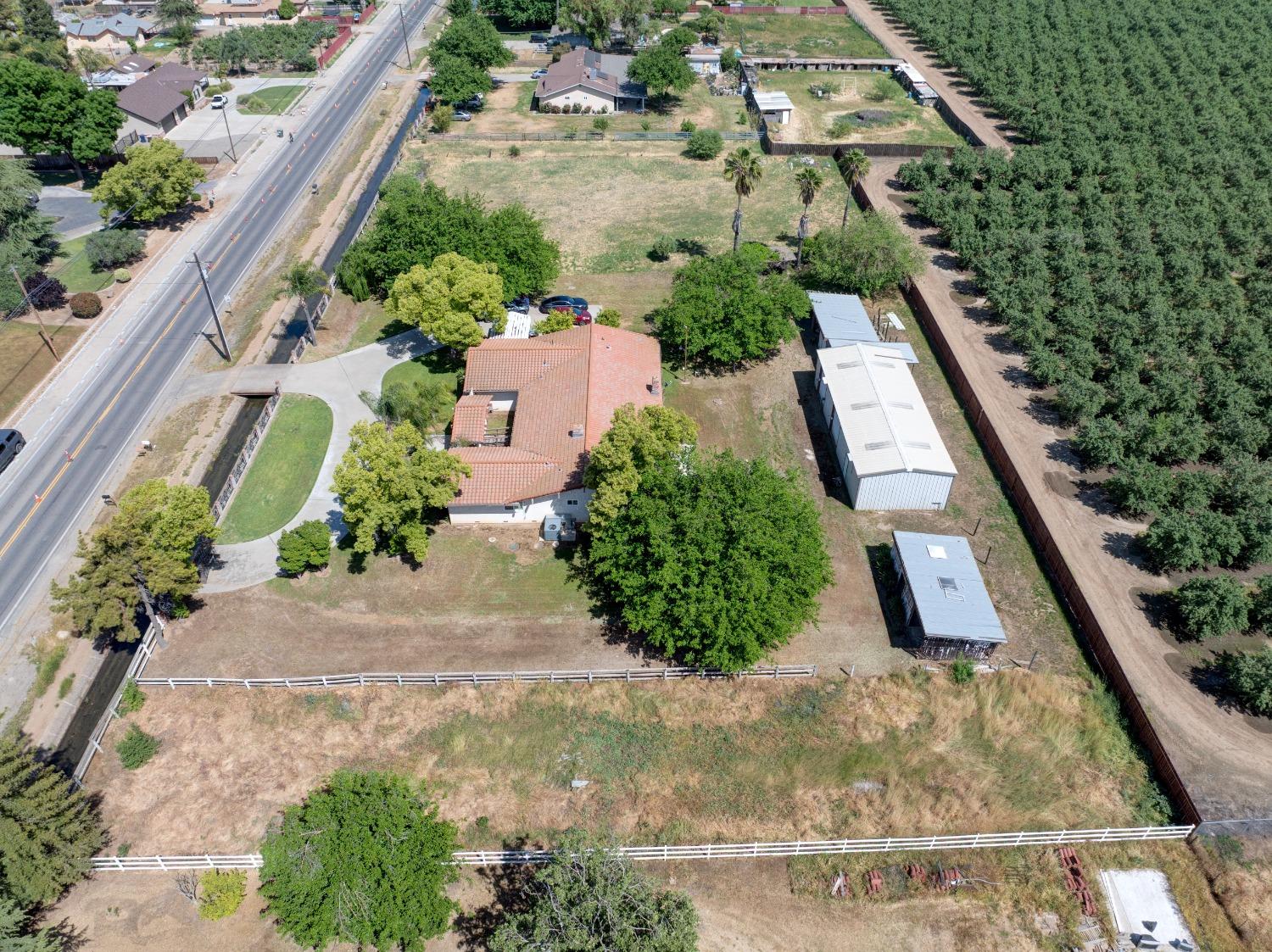 E Childs Avenue, Merced, California image 37