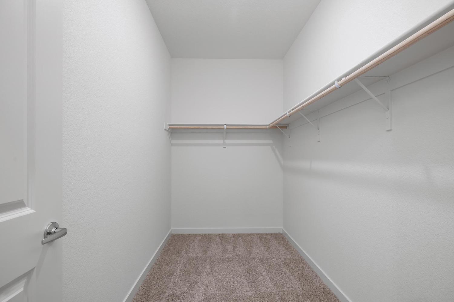 Detail Gallery Image 7 of 9 For 804 Chatham Ln, Patterson,  CA 95363 - 3 Beds | 2 Baths